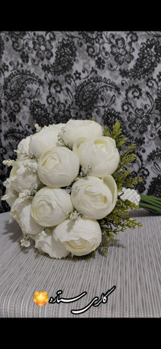 دسته گل عروس پیونی جنس وارداتی کیفیت اعلا با دیزاین کریستال و برگ